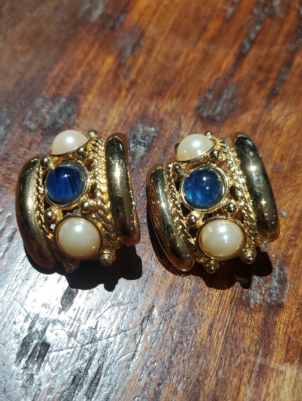 Joan Rivers Gold-Tone Clip Earrings Blue Cabochons  Pearl Accents Runway Vintage